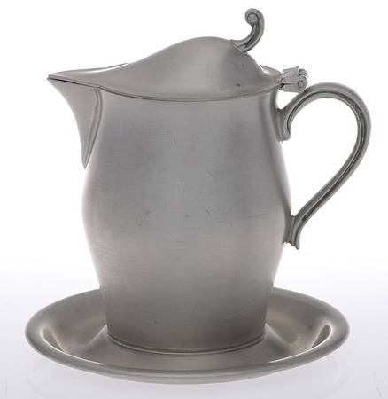 276 (Pewter, Hollowware) Syrup Pitcher with Attached Underplate