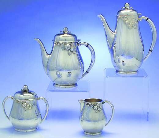 Apple Blossom (Silverplate, Hollowware) (4 Piece) Silverplate Tea Set