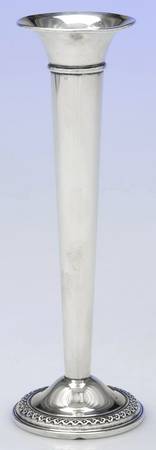 3000 (Sterling, Hollowware) 6" Weighted Bud Vase