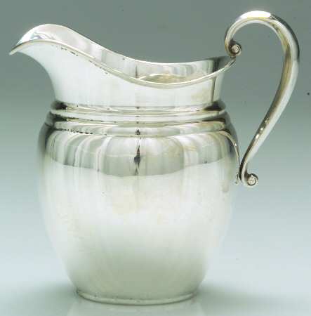 C111 (Sterling, Hollowware) Mini Creamer