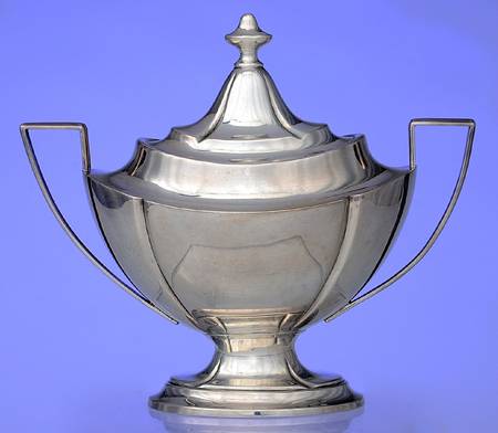 C301 (Sterling, Hollowware, Plain) Sugar Bowl & Lid