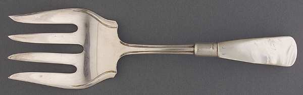 Pearl Handle Flatware 8 (Sterling) Pearl Handle Medium Cold Meat Fork