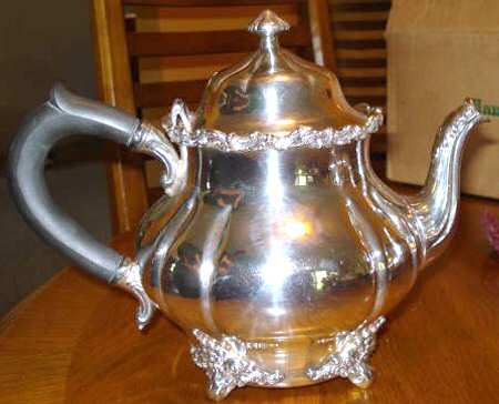 037 (Silverplate, Hollowware) Teapot