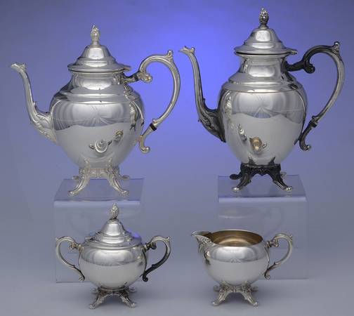 292 (Silverplate, Hollowware) (4 Piece) Silverplate Tea Set