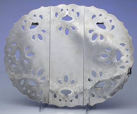 Silverplate Hollowware Expandable Trivet