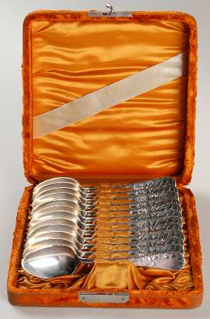 INS514 (Silverplate) Teaspoon - Set of 12 with Case