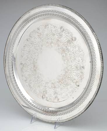 4372G (Silverlate, Hollowware) 15" Pierced Round Tray