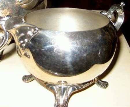 73-19 (Silverplate, Hollowware) Creamer