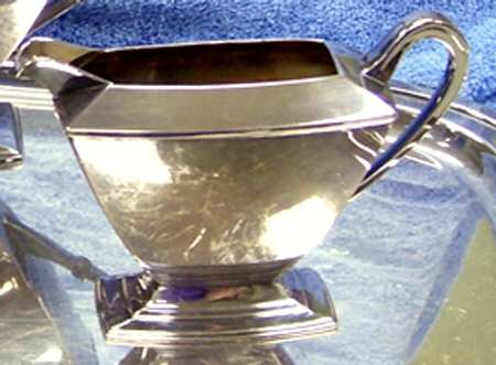 Modern Colonial (Silverplate, Hollowware) Creamer