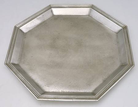 INS545 (Pewter, Hollowware) 13" Octagonal Tray