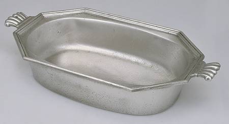 INS545 (Pewter, Hollowware) Oblong Baker No Lid