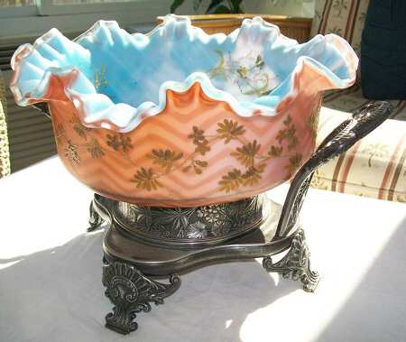 1437 (Silverplate, Hollowware) Bride's Basket W/Glass Insert
