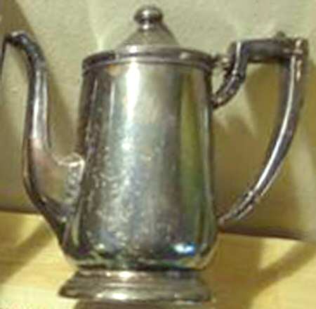 09-01 (Silverplate, Hollowware) Teapot