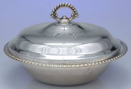 848 (Silverplate, Hollowware) Plated Round Covered Casserole with Glass