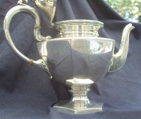 2009 (Silverplate, Hollowware) Teapot