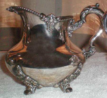 2027 (Silverplate, Hollowware) Creamer