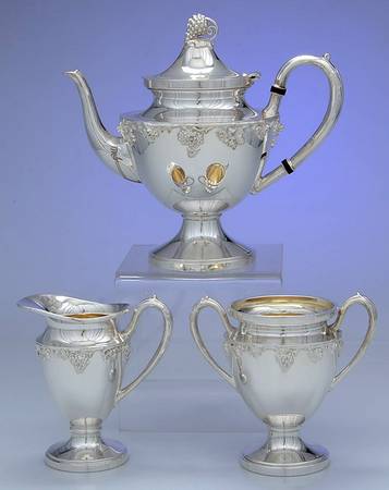 35 (Silverplate, Hollowware) 3-Piece Tea Set (Tea Pot, Creamer, Open Su)