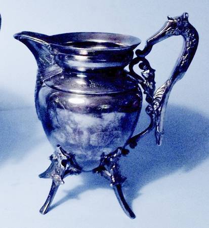 143 (Silverplate, Hollowware) Creamer