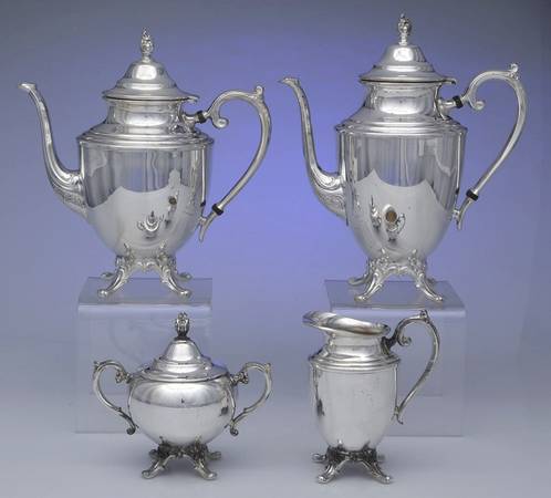 601 (Silverplate, Hollowware) (4 Piece) Silverplate Tea Set