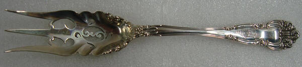 Angelo (Sterling, 1910) Cake Serving Fork