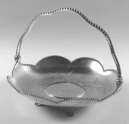 Silverplate Hollowware Ruffled 4-Toed Handled Basket