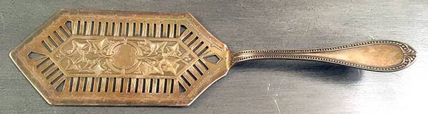 Bead (Sterling, 1850) Large Solid Pierced Fish Knife