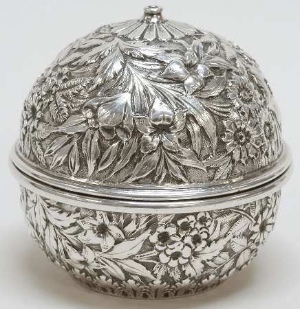 Repousse (Sterling, Hollowware) String Holder