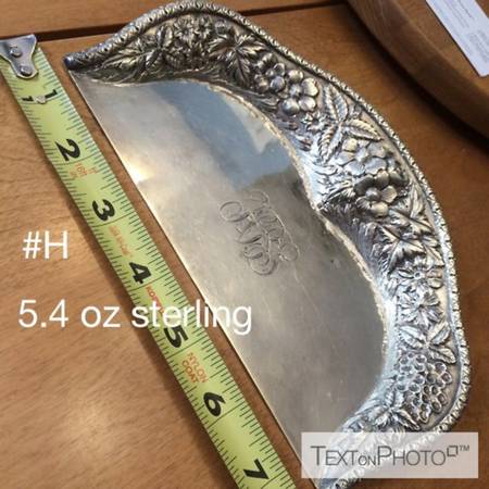Repousse (Sterling, Hollowware) Table Crumber