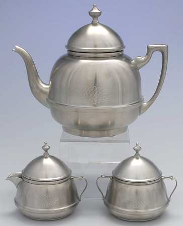 130 (Pewter, Hollowware) 3 Piece Tea Set (TP, SU, CR)