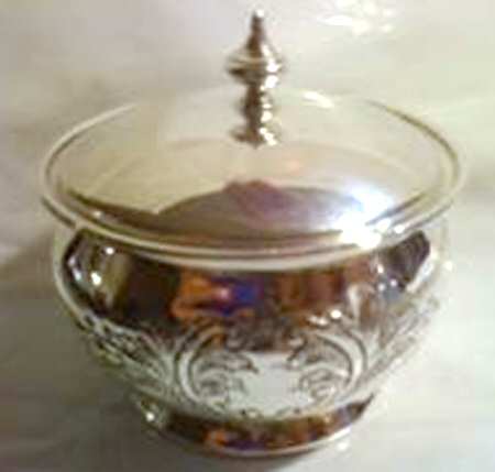 1402 (Silverplate, Hollowware) Sugar Bowl & Lid