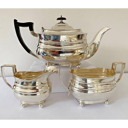 Reproduction 1796-1780 (Sterling, Hollowware) by James Dixon &amp; Sons