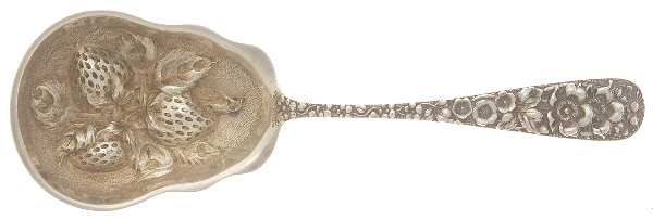 Forget-Me-Not (Sterling, 1910) Small Chased Berry Spoon-3 Berries