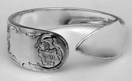 Old Maryland-Engv (Sterling, 1936, No Monos) Napkin Ring Large HC