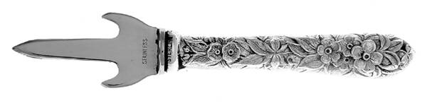 Repousse (Sterling, 1828) Individual Corn Spear