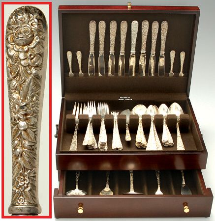 Repousse (Sterling, 1828) 75 Piece Set
