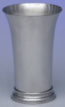 Williamsburg (Pewter, Hollowware) 6" Vase