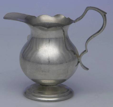 Williamsburg (Pewter, Hollowware) Mini Creamer