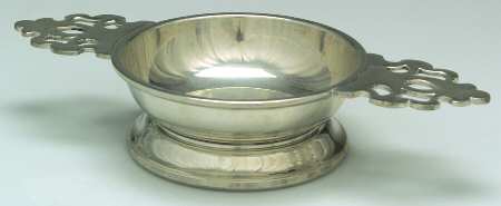 Williamsburg (Pewter, Hollowware) Double Handled Porringer
