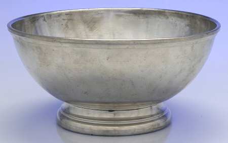 Williamsburg (Pewter, Hollowware) 10" Round Bowl