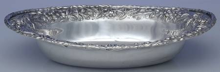Repousse-Full Chased-Hand Chased 12" Oval Vegetable