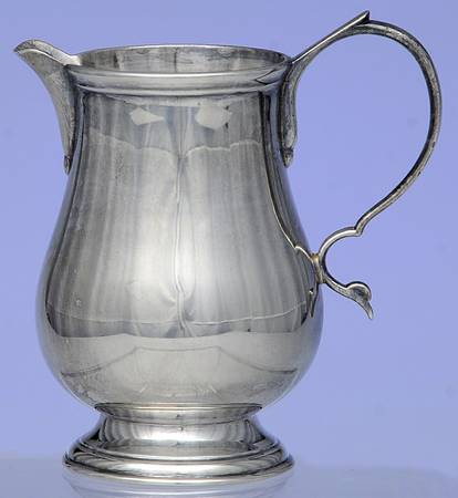 Williamsburg (Sterling, Hollowware) Mini Creamer
