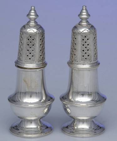 Williamsburg (Sterling, Hollowware) Salt and Pepper Set