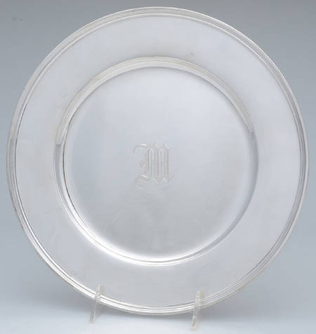 Calvert-Old Maryland Plain (Sterling, Hollowware) Sevice/Dinner Plate
