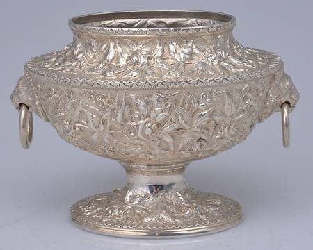 Repousse (Coin, Hollowware, No Landscape) Small Tureen No Lid
