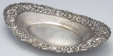 Stieff Rose (Sterling, 1892, Hollowware) 13" Bread Tray