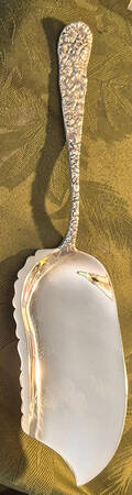 Chrysanthemum (Sterling, 1904, No Monograms) Large Solid Fish Serving Knife