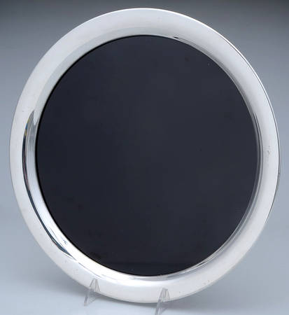 Colonial (Pewter, Hollowware) 14" Round Tray with Black Lucite Center-Complimentary