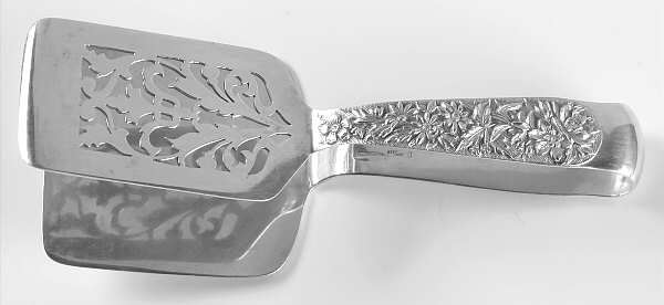 Repousse (Sterling, 1896, 925-1000) Solid Piece Aspragus Tongs