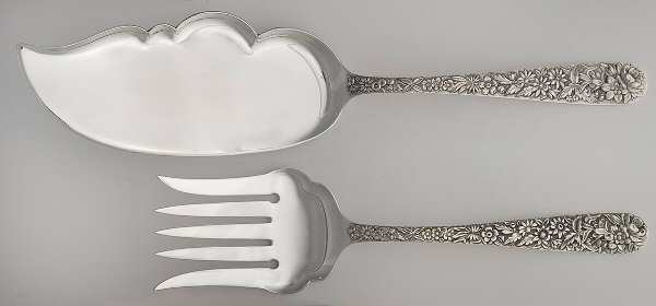 Repousse (Sterling, 1896, 925-1000) 2 Piece Large Solid Fish Serving Set