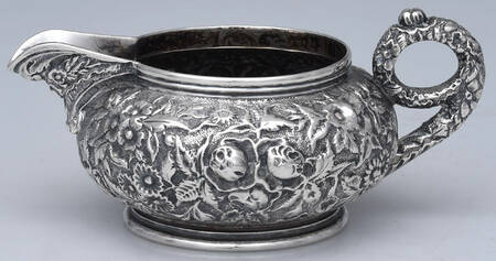 Repousse-Full-Hand Chased (925-1000) Creamer
